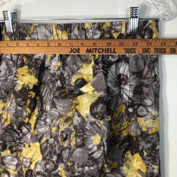 Talbots Floral Flower Print Elastic Waist Pull On Skirt Size 4P - Picture 3 of 7